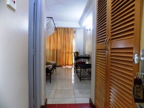 Desk, free WiFi, bed sheets