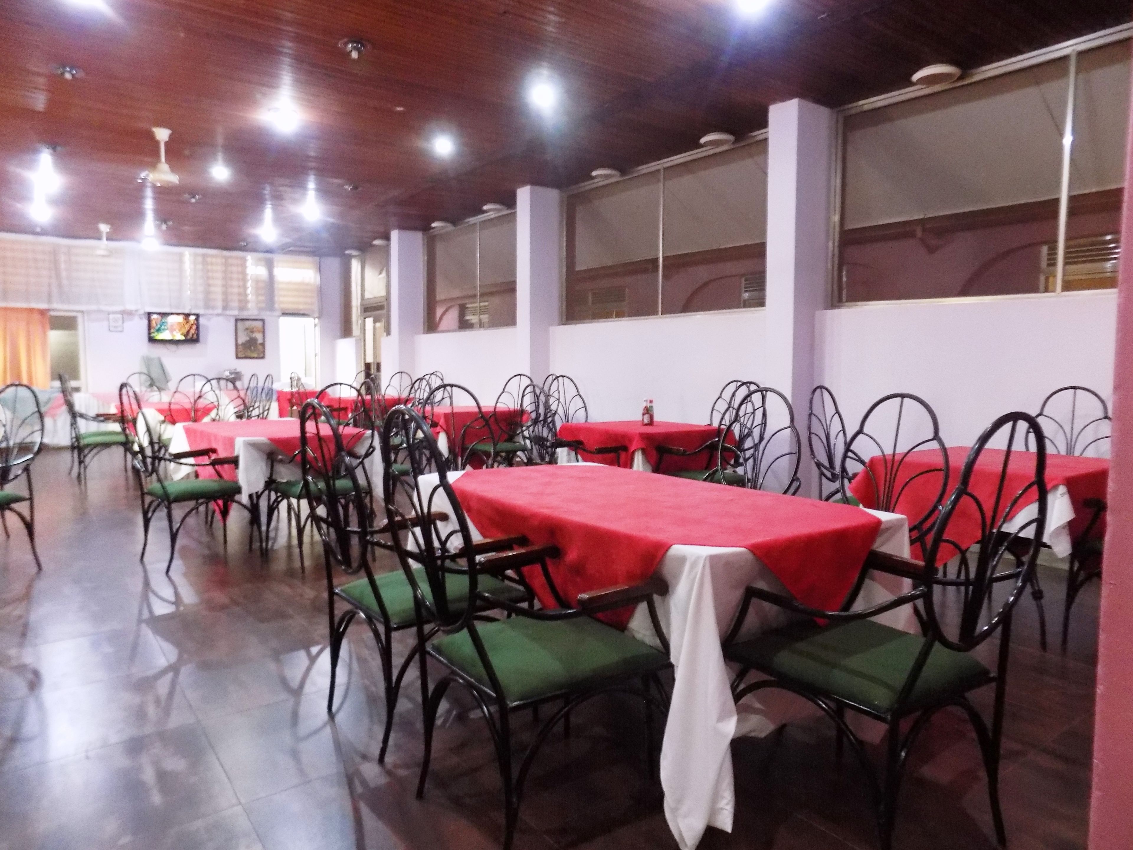 Frühstück, Mittagessen und Abendessen