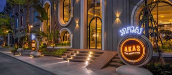 The Twizt Lifestyle Hostel & Hotel