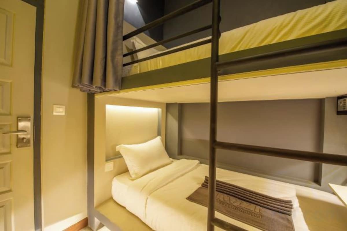 Twin Room with Shared Bathroom