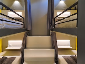 Premium bedding, iron/ironing board, free WiFi, bed sheets