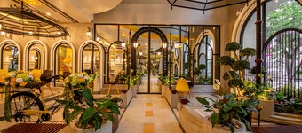 The Twizt Lifestyle Hostel & Hotel