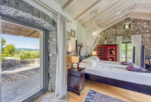 3 habitaciones, wifi y ropa de cama