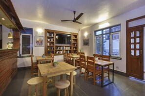 Restaurant - Pacific Guest House (Kathmandu)