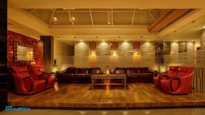 Lobby - Kent Baywatch Suites (Kochi)