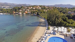 On the beach, sun-loungers, beach umbrellas, beach massages - TUI BLUE Kalamota Island - Adults Only (Dubrovnik)