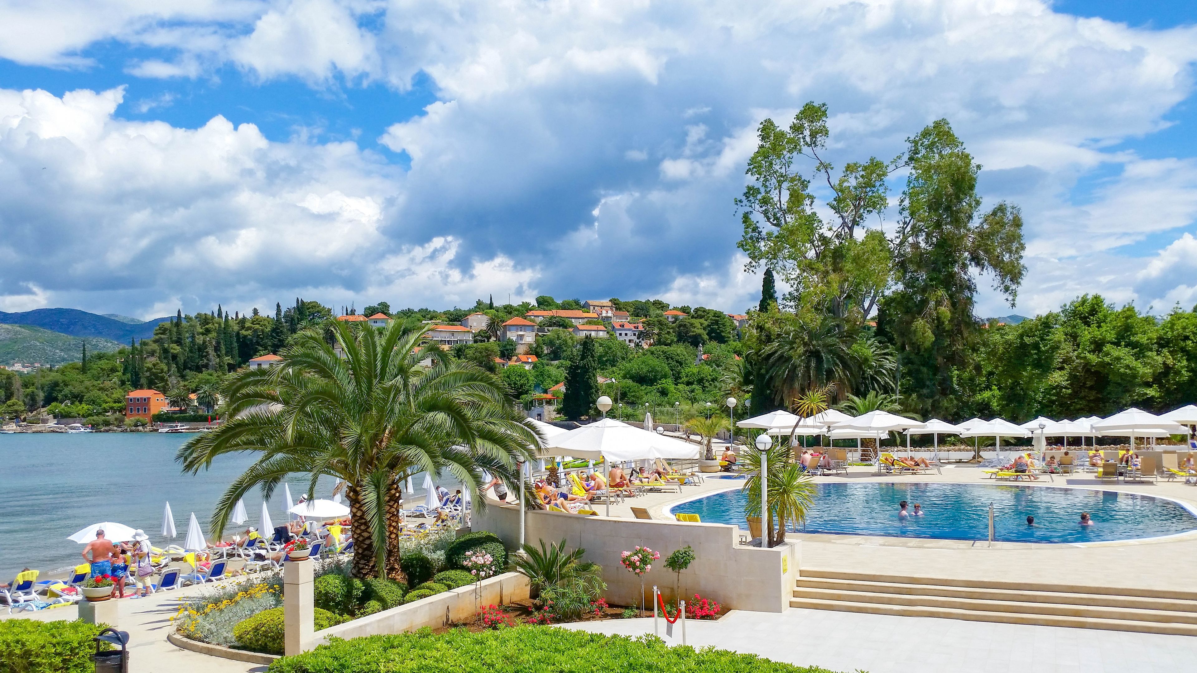outdoor pool, pool loungers