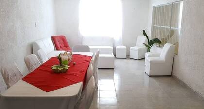 Beautiful house alone in Valle de Chalco + Salón