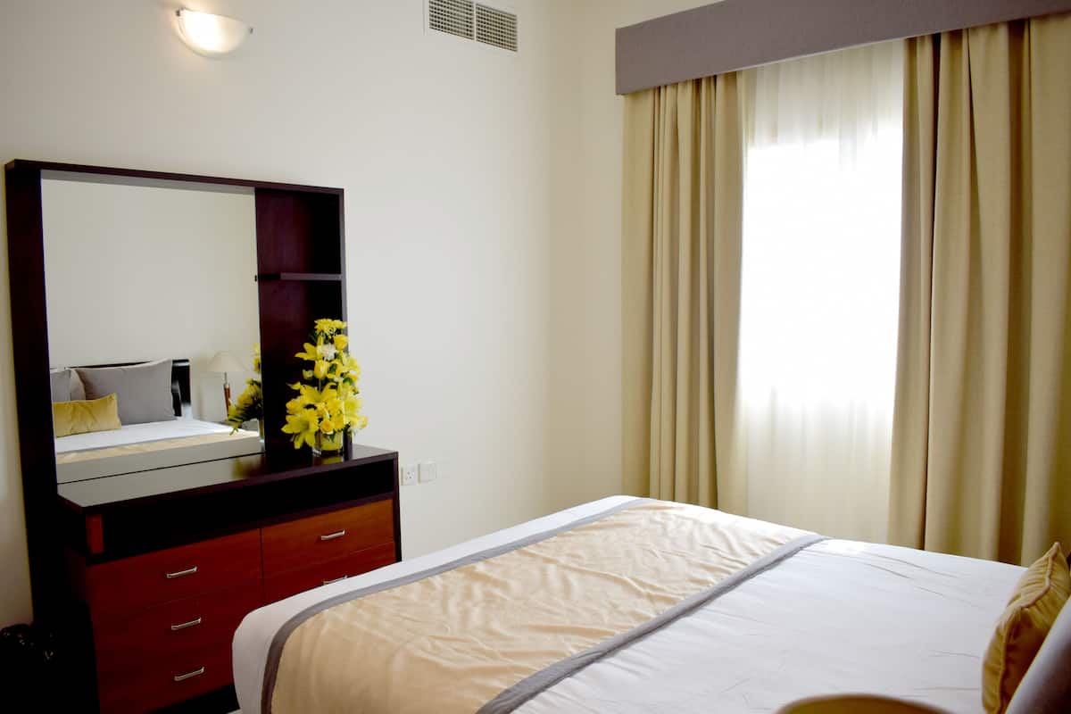 in-room safe, iron/ironing board, free wifi