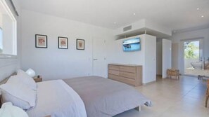 4 Schlafzimmer, Bügeleisen/Bügelbrett, Internetzugang, Bettwäsche