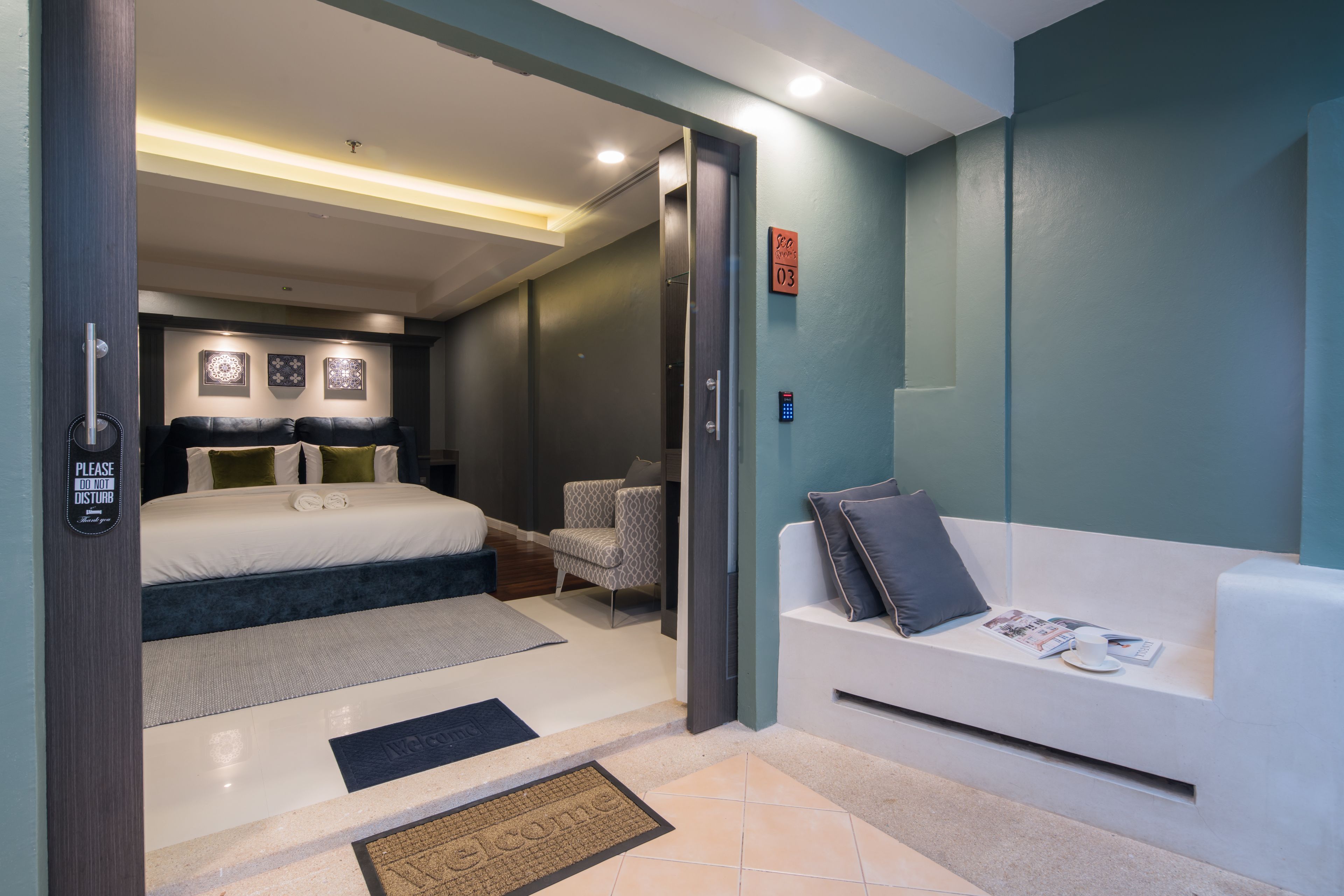 deluxe room | premium bedding, down duvets, pillow-top beds, in-room safe