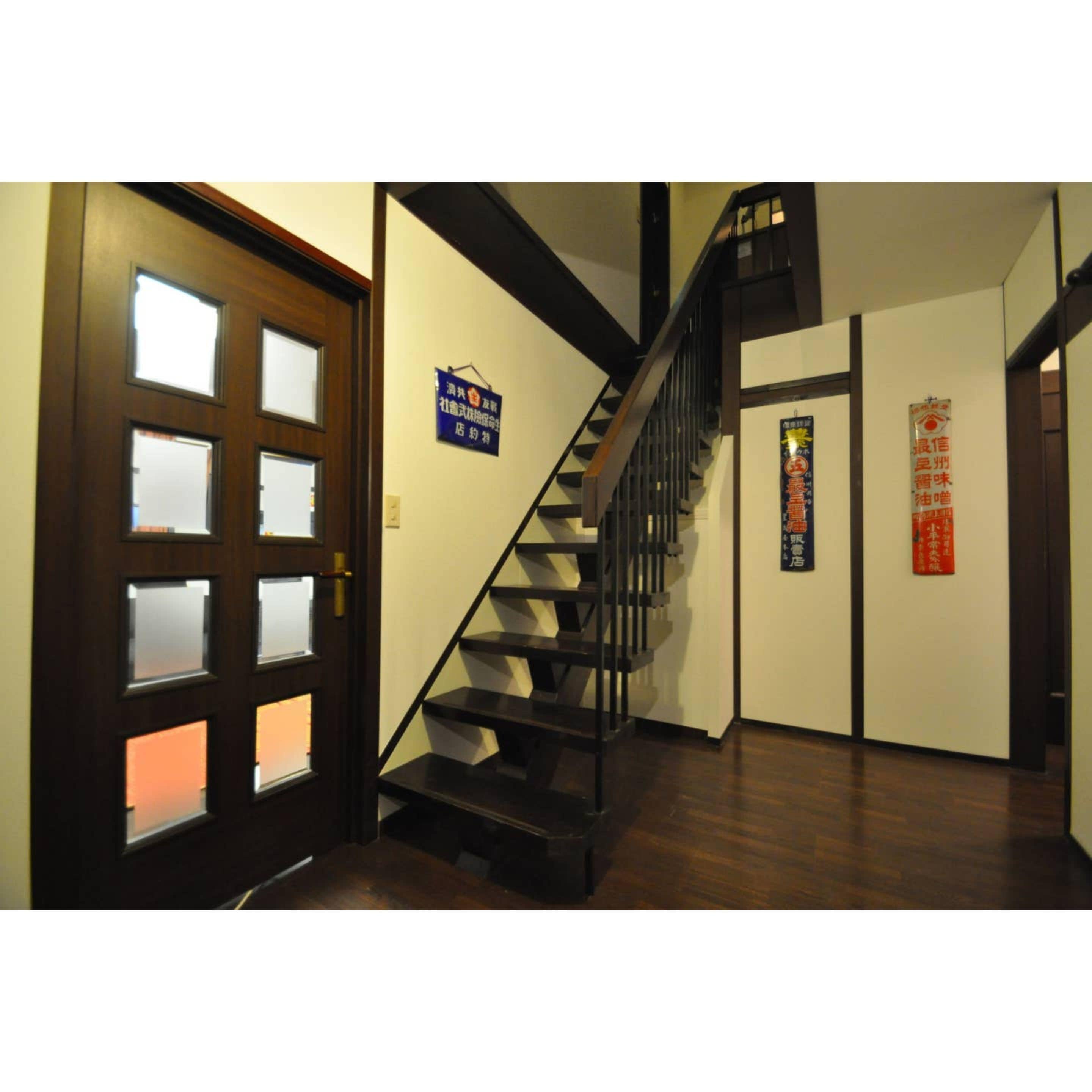 Family House, 5 Bedrooms | Living area