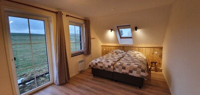 Beautifully situated detached country house with a wide view over meadows and mountains