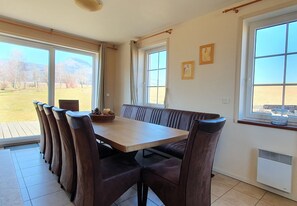 تناول الطعام