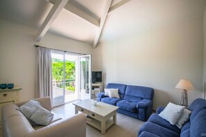 TV - Esprit du Sud Villa My Way (Sainte-Maxime)