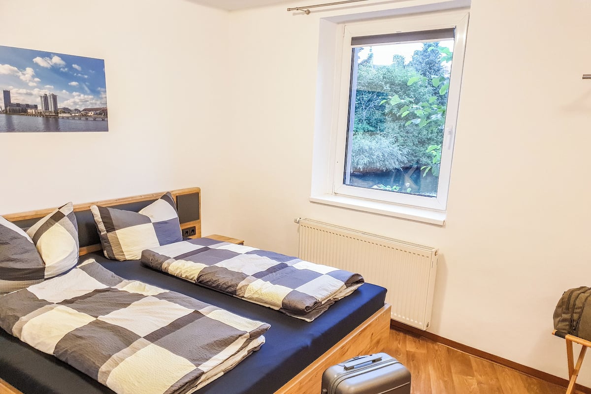 Comfort Apartment | 1 bedroom, iron/ironing board (on request), WiFi (free), bed sheets