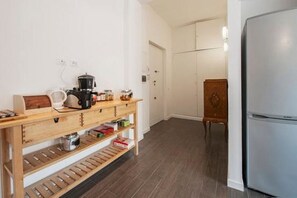 Coffee service - Bed & Puppets (Rome)