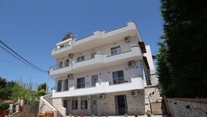 Front of property - Vila Anhel (Ksamil)