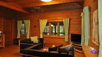 Apartment, 2 Bedrooms | Living area | TV