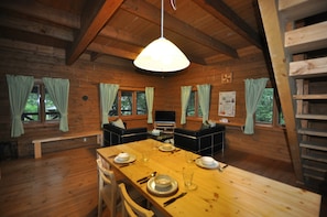 Apartment, 2 Bedrooms | Private kitchen | Fridge, coffee/tea maker, electric kettle, toaster - Big Foot Cabin Hakuba (Hakuba)