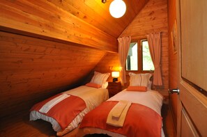 Lägenhet - 2 sovrum | 2 sovrum, strykjärn/strykbräda, resesäng och gratis wi-fi