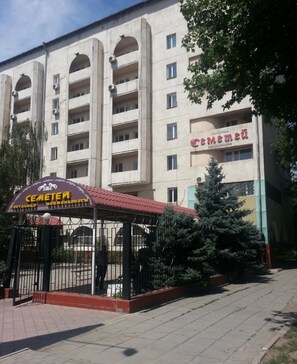 Exterior - Semetey Hotel (Bishkek)