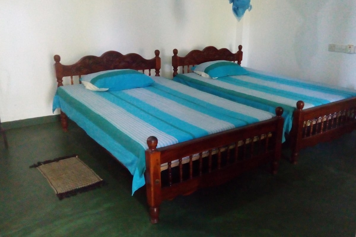 Standard Quadruple Room | 7 bedrooms, in-room safe, blackout curtains, iron/ironing board