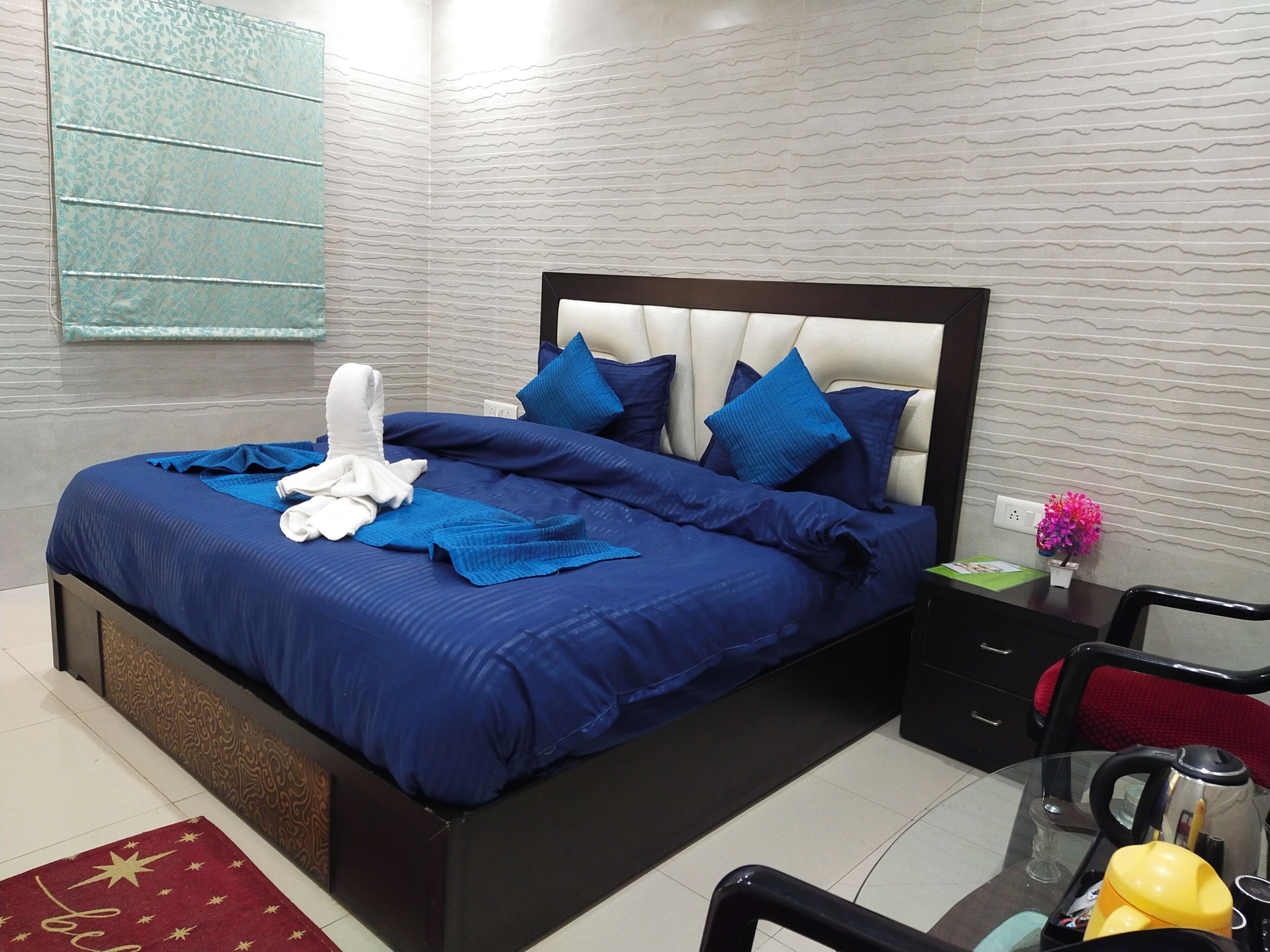 1 habitación, escritorio, wifi gratis y ropa de cama 