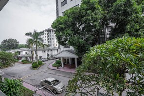 Garden view - Coco Flower Village Serviced Apartment (Hanoi)