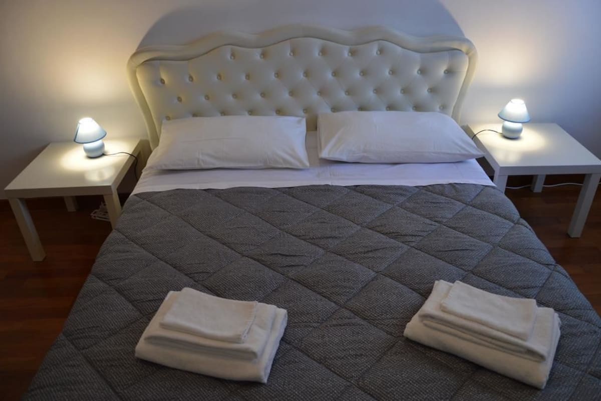 Tweepersoonskamer, 1 queensize bed, gedeelde badkamer | Gratis wifi, beddengoed