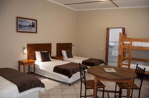 Deluxe Family Suite | Wi-Fi gratis dan seprai linen