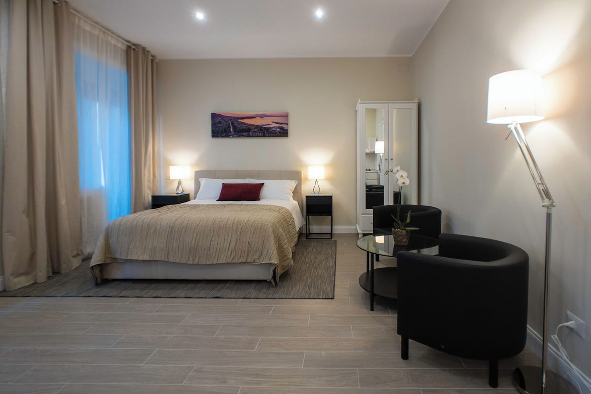 Comfort Studio Suite, Courtyard View (sh1) | Premium bedding, down duvets, minibar, blackout curtains