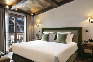 Apartment (Montfleury) | 1 bedroom, premium bedding, free minibar, in-room safe - Airelles Val d’Isère , Le Brussel's (Val-d'Isere)