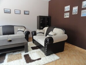 Family Cabin, Courtyard View | Living area | Flat-screen TV - Center Budva Holiday Home (Budva)