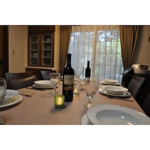 Living area - Creek House Hakuba (Hakuba)