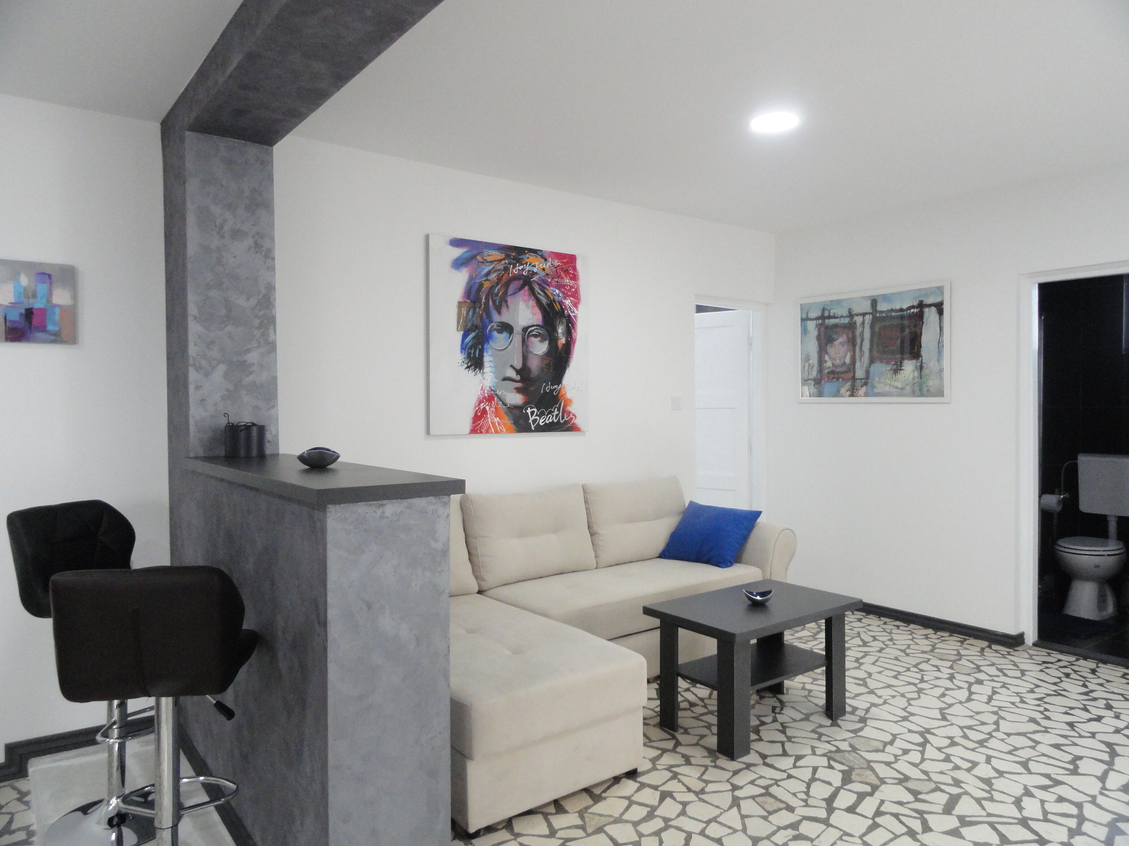 Family Cottage, Mountain View | Living area | Flat-screen TV