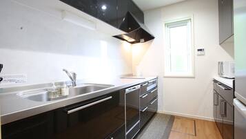 Fridge, microwave, stovetop, electric kettle