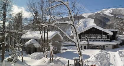Cat's Villa Hakuba 1&2