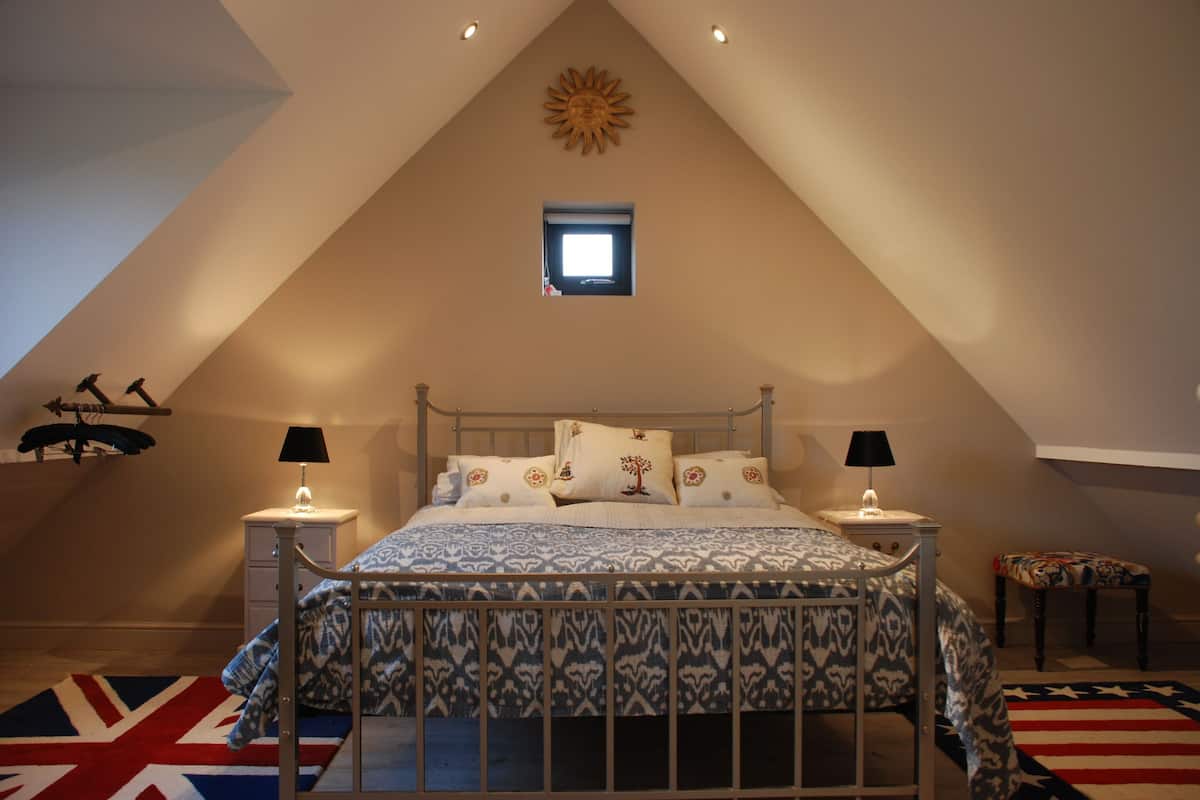 Studio, eigenes Bad, Blick auf den Innenhof | 1 Schlafzimmer