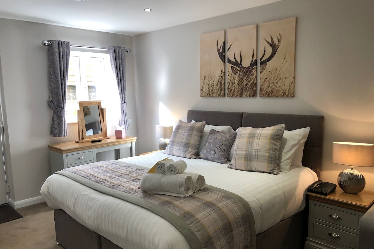 Soundproofing, free WiFi, bed sheets, wheelchair access