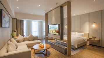 Executive Double Room | In-room safe, individually furnished, desk, blackout drapes