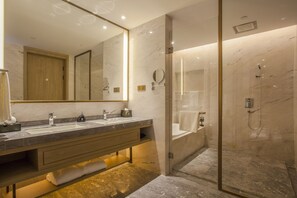Shower, free toiletries, hair dryer, slippers - Aosheng Yiho Hotel (Quanzhou)