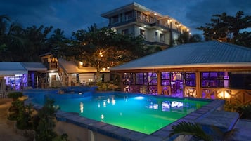 Outdoor pool, pool umbrellas