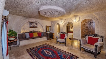 Junior Suite, Jetted Tub | Living area | Flat-screen TV