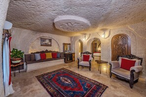 Junior Suite, Jetted Tub | Living area | Flat-screen TV