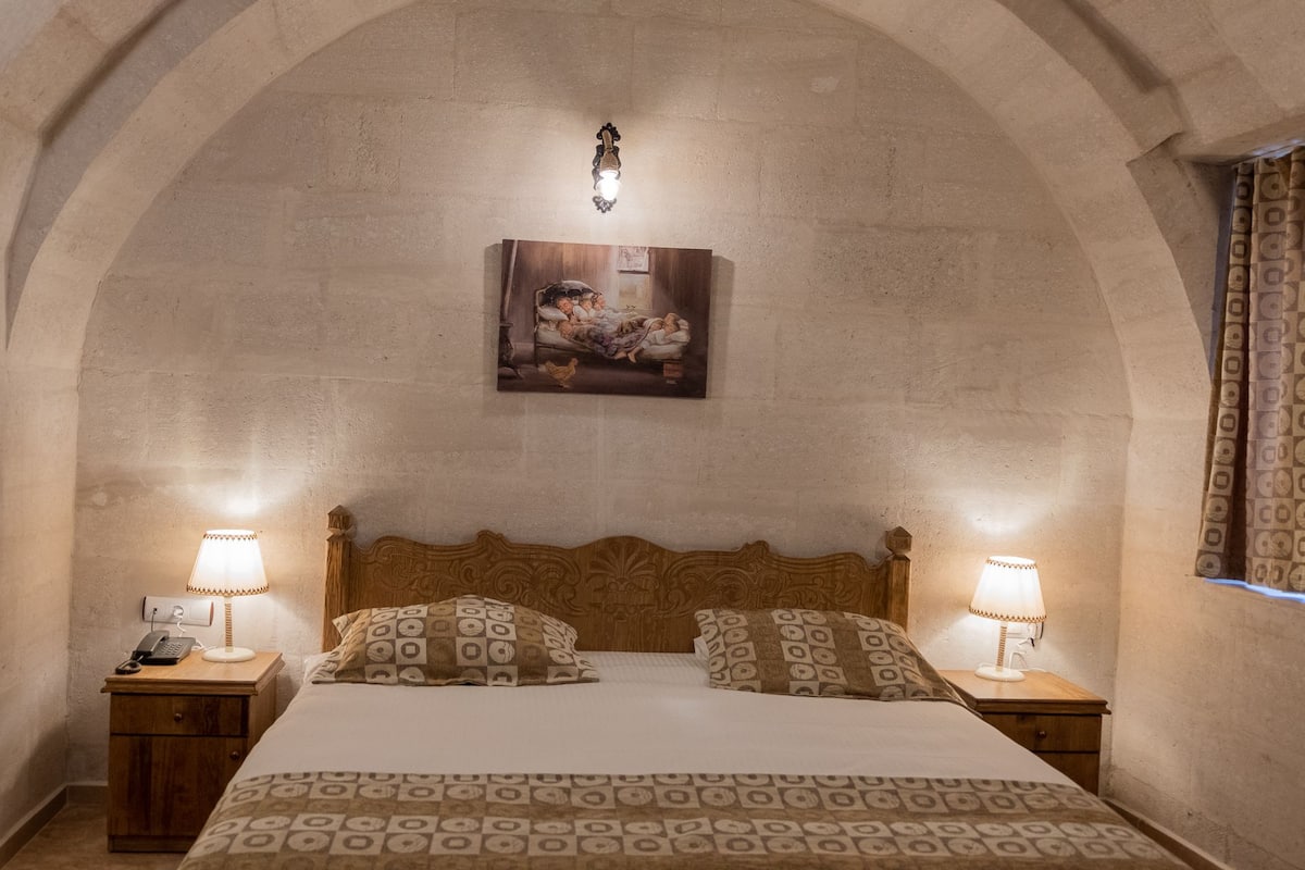 Camera Deluxe | Biancheria da letto di alta qualità, minibar, una cassaforte in camera