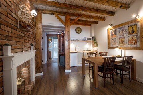 Old House Apartments Poznań