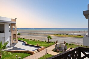 Superior Chalet, 2 Bedrooms (Sea view, Top Floor) | Beach/ocean view