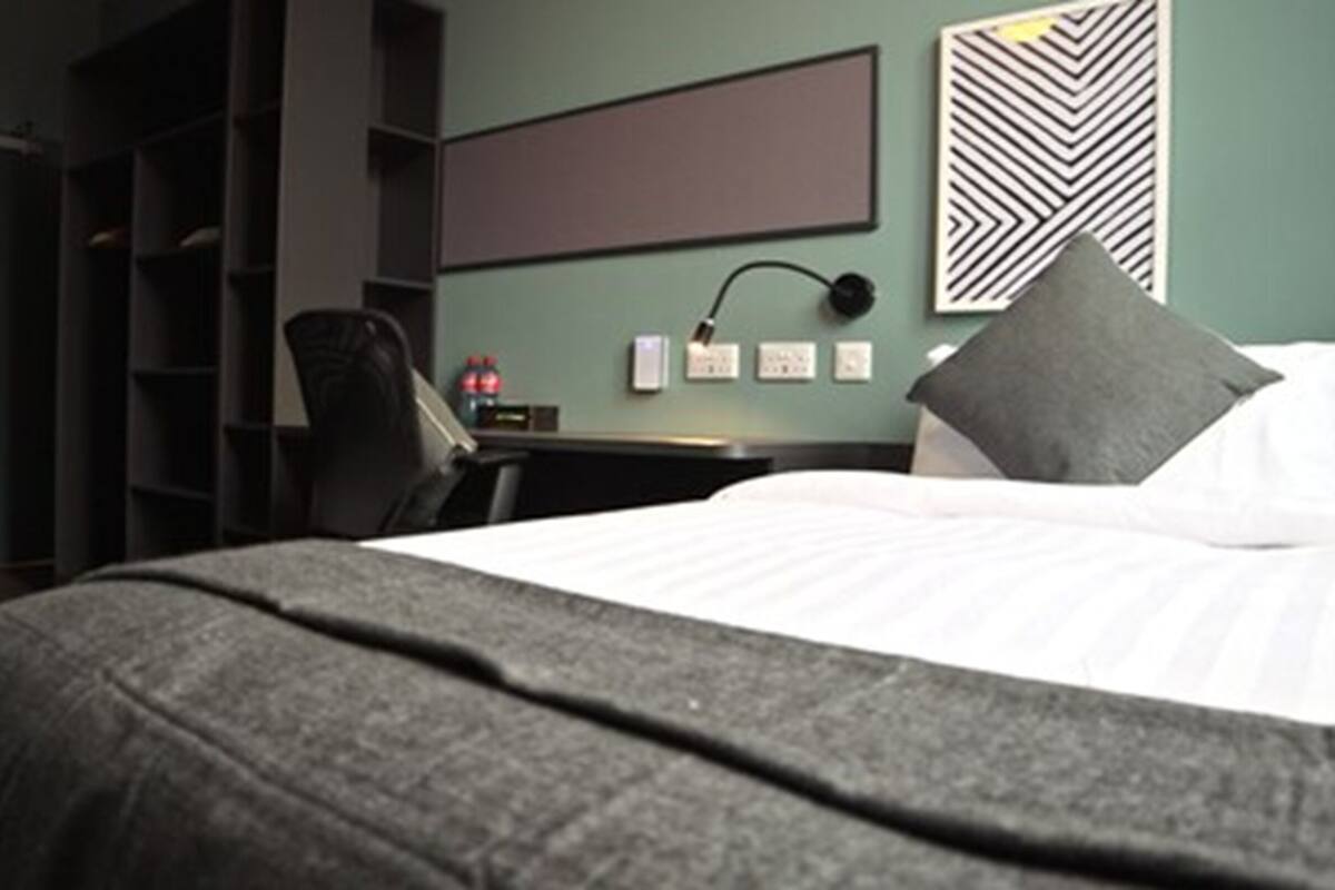 Classic Single Room | Desk, iron/ironing board (on request), free WiFi, bed sheets
