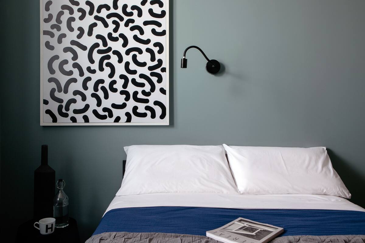 Classic Double Room | Desk, iron/ironing board (on request), free WiFi, bed sheets